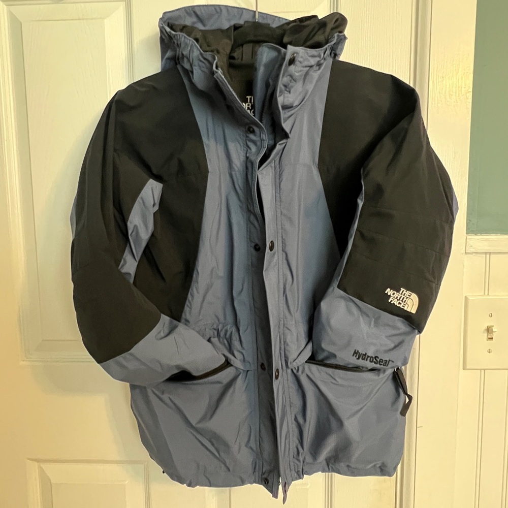 The North Face boys Black and Gray Jacket